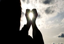 易游体育：新加坡裁判执法国足对日本 曾受邀执法本赛季中超.